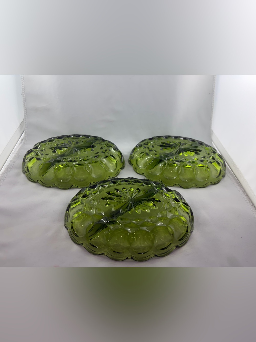 Vintage Indiana Glass Lilly Pons Avocado Green Divided Relish Dishes - Set of 3 - Picture 2 of 3